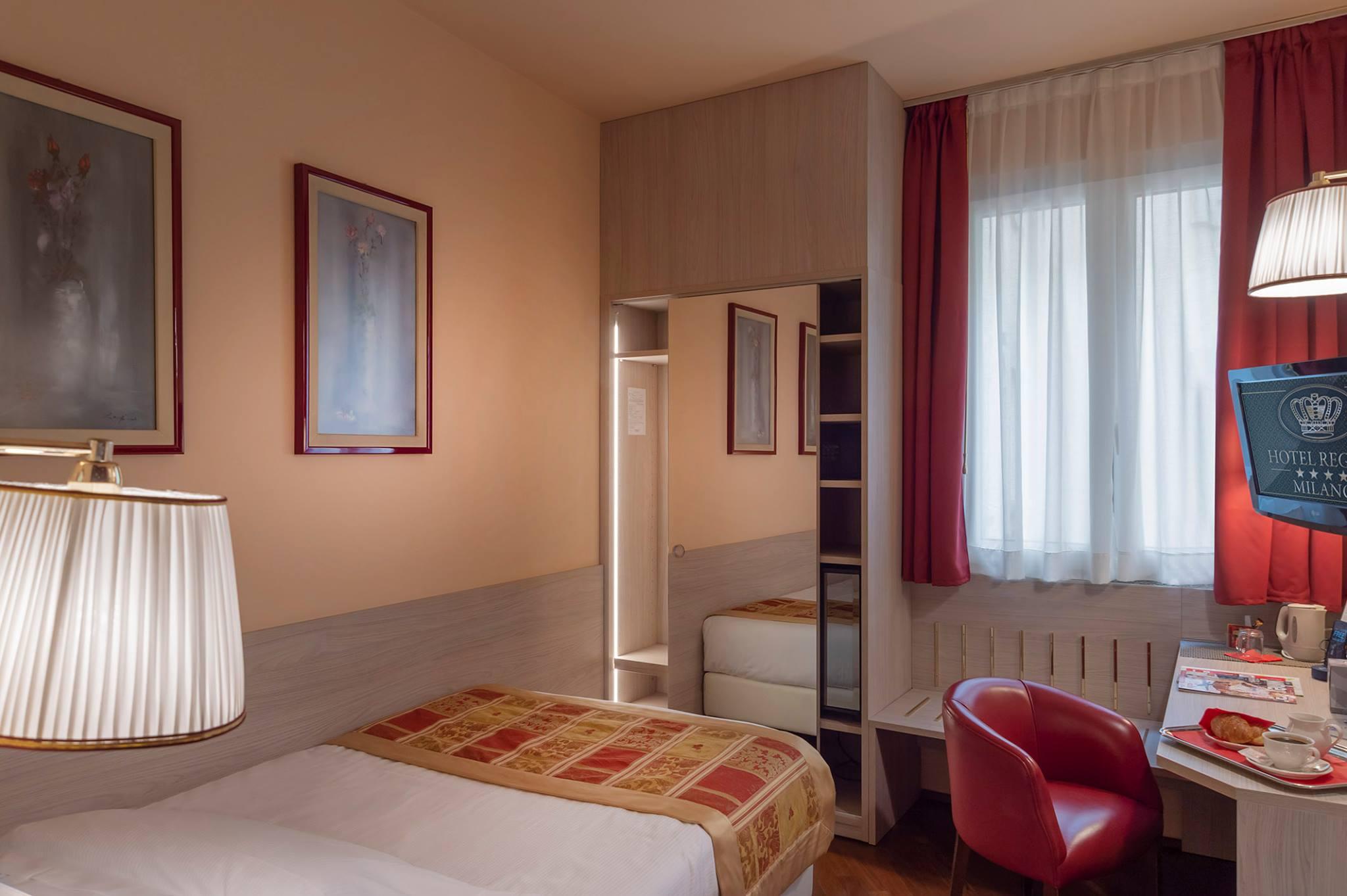 Hotel Regina Milano Esterno foto