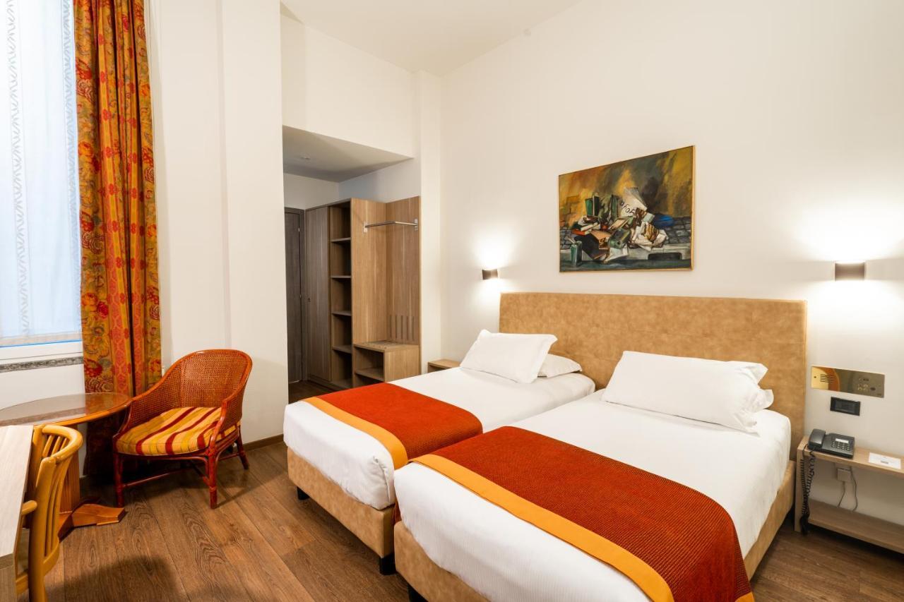 Hotel Regina Milano Esterno foto